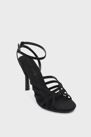 SKT-066 Siyah Arkadan Bantlı Topuklu Ayakkabı