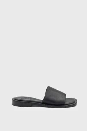 SKK-055 Siyah Deri Comfort Terlik