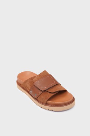 SKK-064 Tan Comfort Slippers