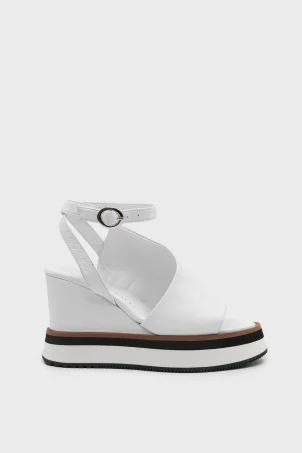 SKD-047 Beyaz Deri Platform Tabanlı Sandalet