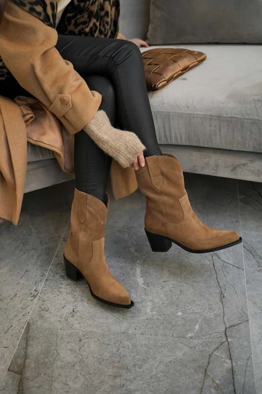 SKC-016 Taba Süet Western Kadın Çizme