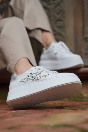 SKS-068 Beyaz Deri Kadın Sneaker