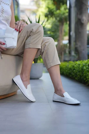 SKL-062 Beyaz Rugan Kadın Loafer