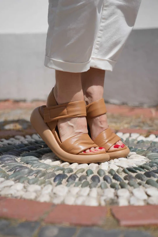 SKD-049 Taba Deri Kadın Sandalet