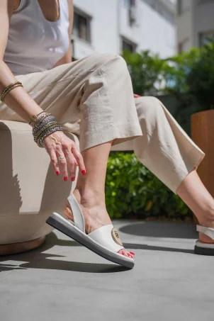 SKD-051 Beyaz Deri Kadın Comfort Sandalet