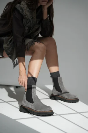 SKB-091 Gri Süet Kadın Bot