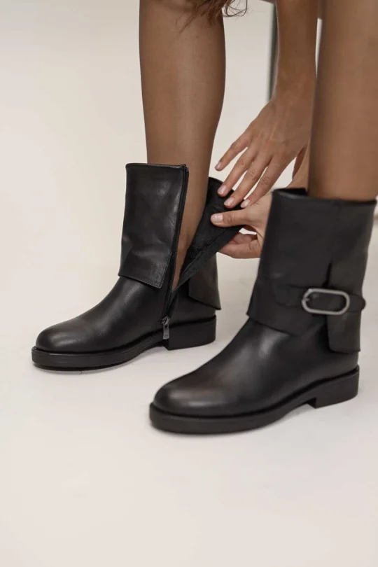 SKB-103 Siyah Deri Kadın Bot