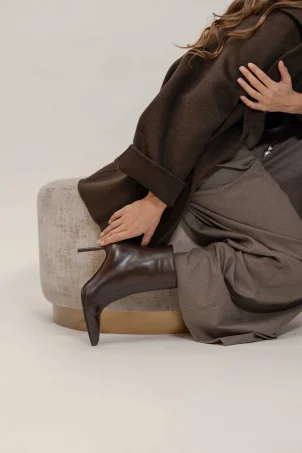 SKB-110 Kahverengi Deri Kadın Bot