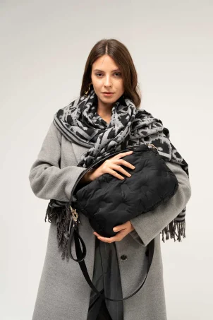 SCP-018 Siyah Kadın Çantası