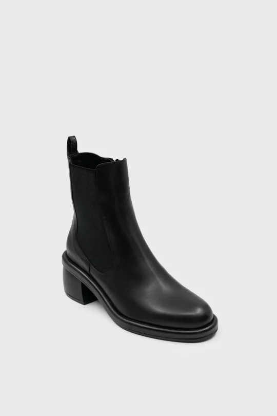 SKB-112 Siyah Deri Kadın Bot