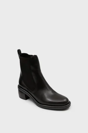 SKB-112 Kahverengi Deri Kadın Bot