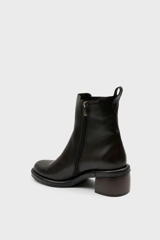 SKB-112 Kahverengi Deri Kadın Bot