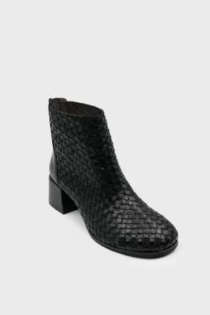 SKB-115 Siyah Deri Kadın Bot